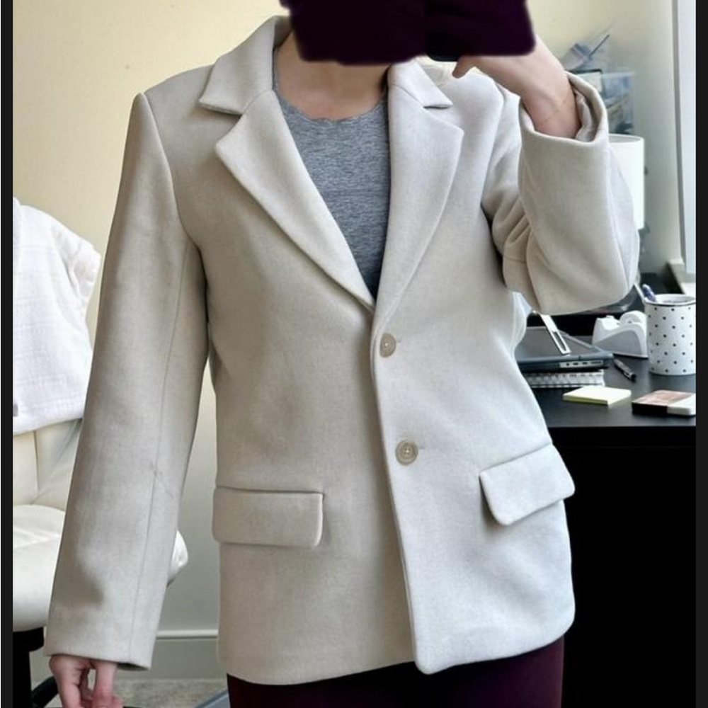 TALL large - cream colored jacket - NWT in bag - a&f - Picture 4 of 6